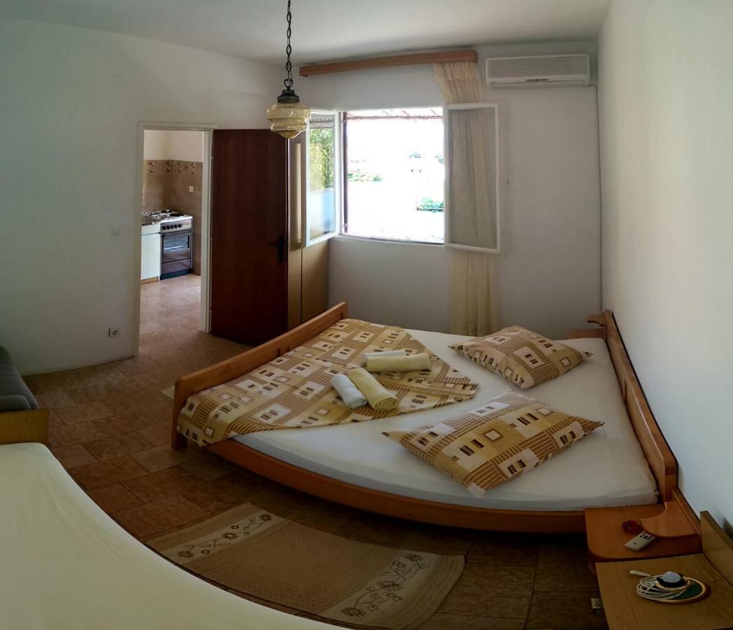 Apartmani Sandro Ivan Dolac Exteriér fotografie